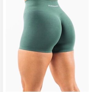 Alphalete • NWT Amplify Bike Shorts in sage colour